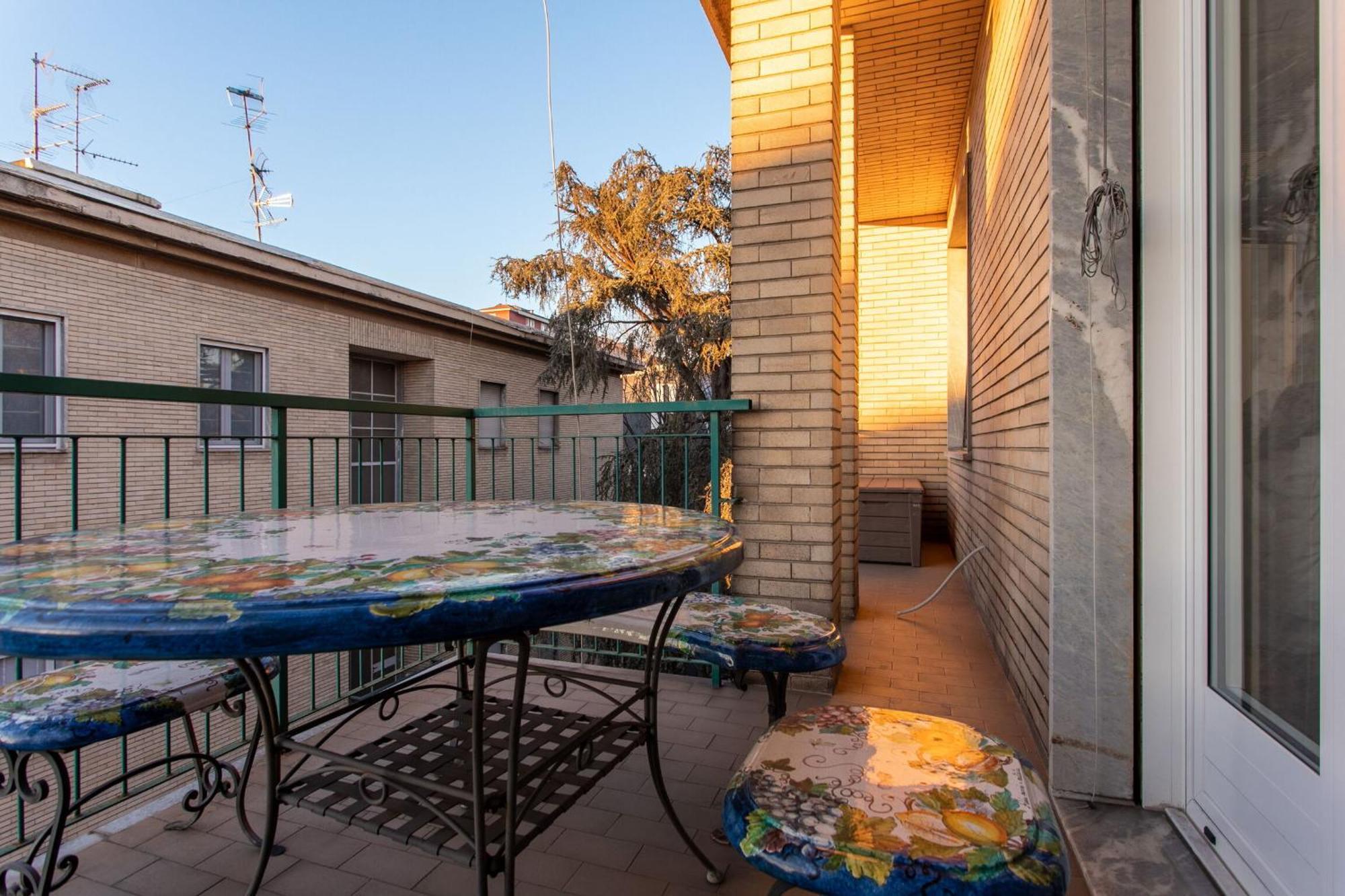 Serra 2br With Terrace By Halldis * Mailand